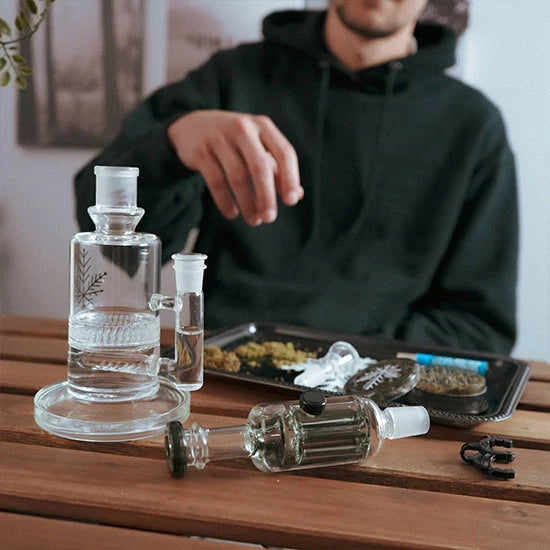 Freeze Pipe Mini Bong – The Stash Shack